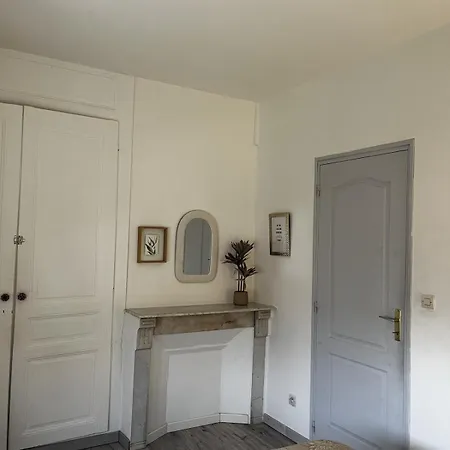 2 Chambres, 15 Minutes A Pieds De La Gare Apartamento