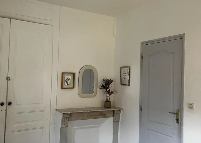 2 Chambres, 15 Minutes A Pieds De La Gare Apartamento